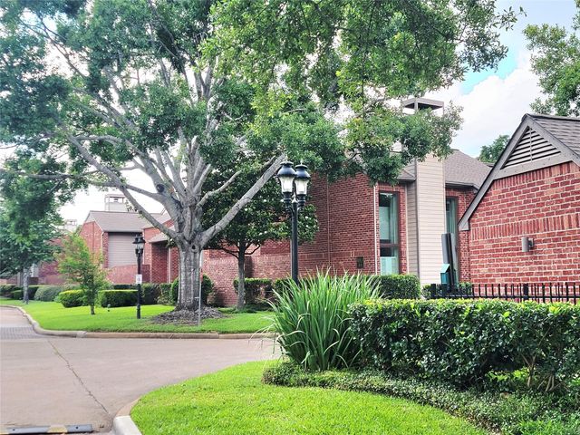 7447 Cambridge, Houston, TX, 77054