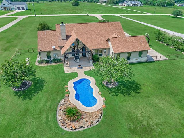 106 Longhorn Loop, New Waverly, TX, 77358