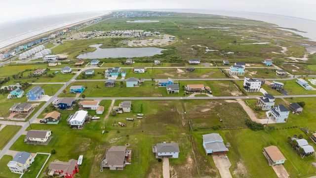 0 5th, Galveston, TX, 77554