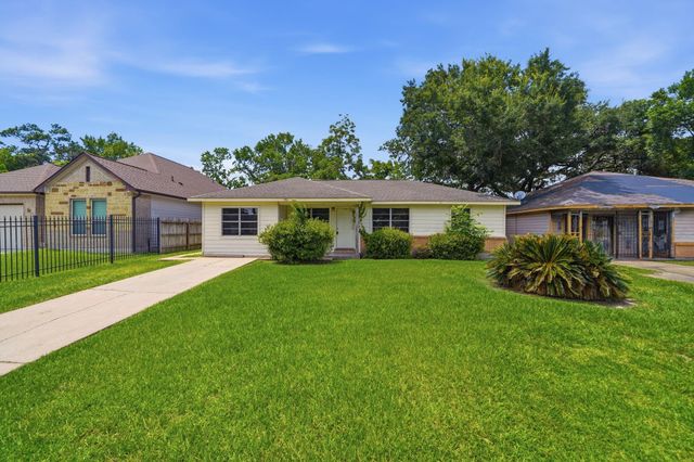  7305 Yoe St, Houston, TX 77016