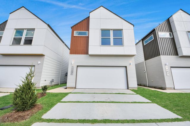  3005 Ocean Cay Dr, Houston, TX 77047
