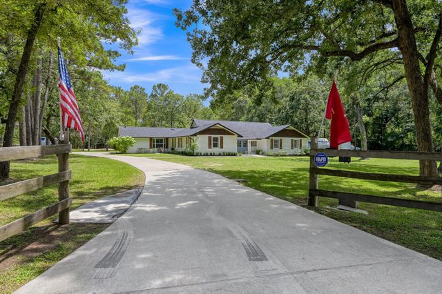 33933 Deer Creek, Stagecoach, TX, 77355
