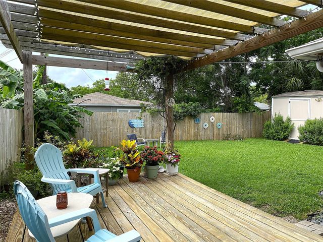 126 Dolphin, Galveston, TX, 77550