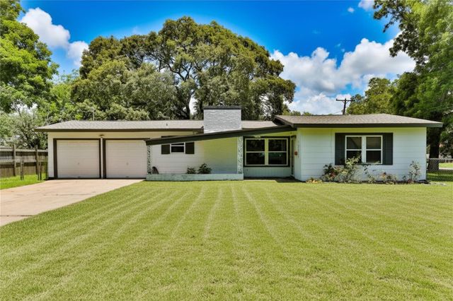 1202 Mac, Sweeny, TX, 77480
