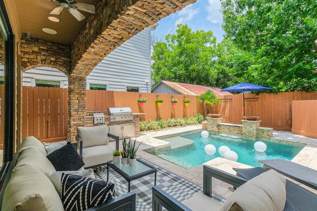 1214 Malone, Houston, TX, 77007