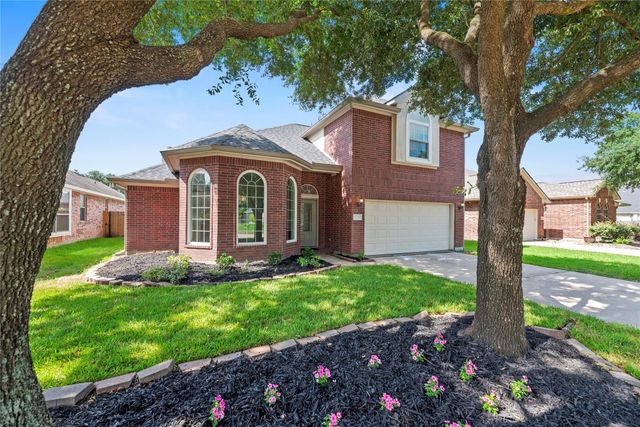  17231 Sheffield Bend Dr, Houston, TX 77095