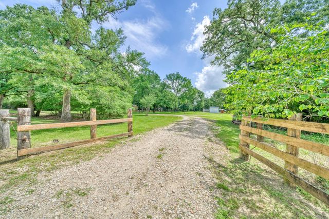 4930 County Road 152, Bedias, TX, 77831