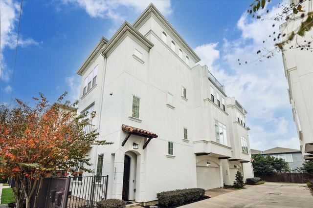  5212 Larkin St, Houston, TX 77007