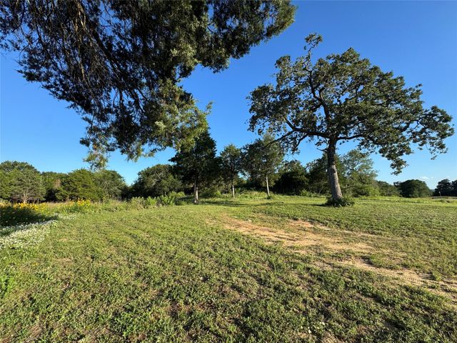 504 Garrett, Bellville, TX, 77418
