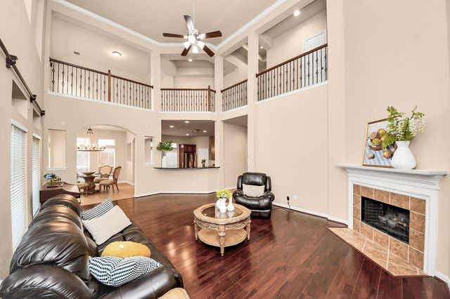  3531 Urban Woods Trl, Houston, TX 77008
