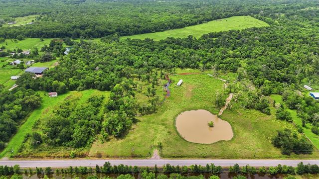 1900 Country road 30, Angleton, TX, 77515