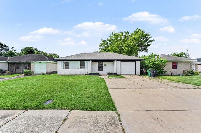 8746 Cowart, Houston, TX, 77029