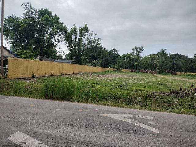 2321 Ferguson, Houston, TX, 77088