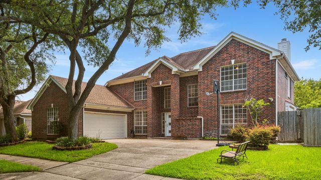  14207 Woodville Gardens Dr, Houston, TX 77077