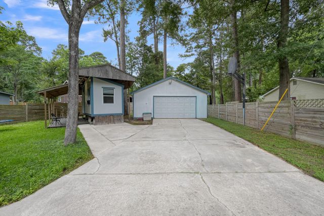 12019 Canal, Willis, TX, 77318