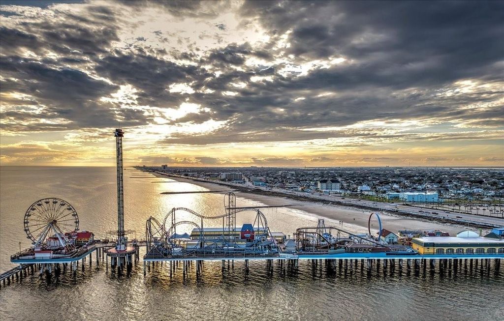 Galveston Island Historic Pleasure Pier at sunset