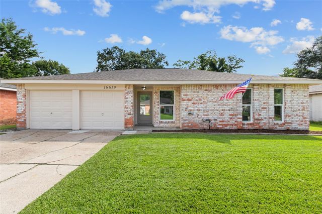 16619 Forest Bend, Friendswood, TX, 77546
