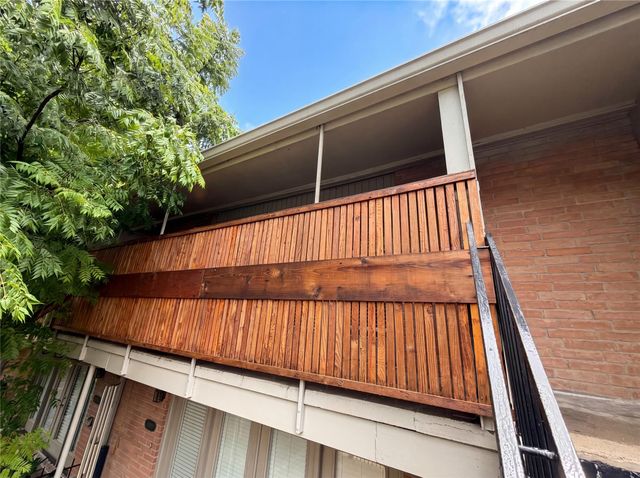 3938 Alabama, Houston, TX, 77027