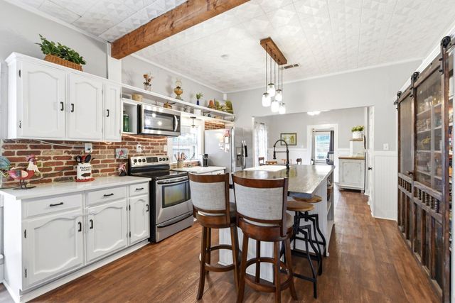 9282 State Highway 75, New Waverly, TX, 77358