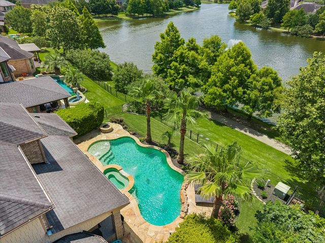  27311 Liberty Heights Ln, Fulshear, TX 77441