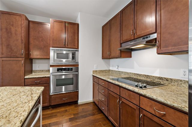 505 Jackson Hill, Houston, TX, 77007