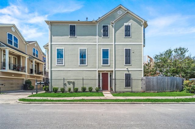 2613 Link, Houston, TX, 77009