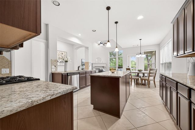  19339 Oxford Haven Dr, Cypress, TX 77433