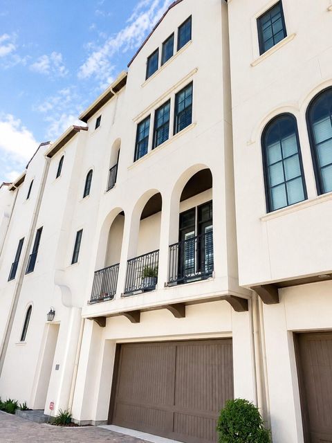 1700 Sunset, Houston, TX, 77005