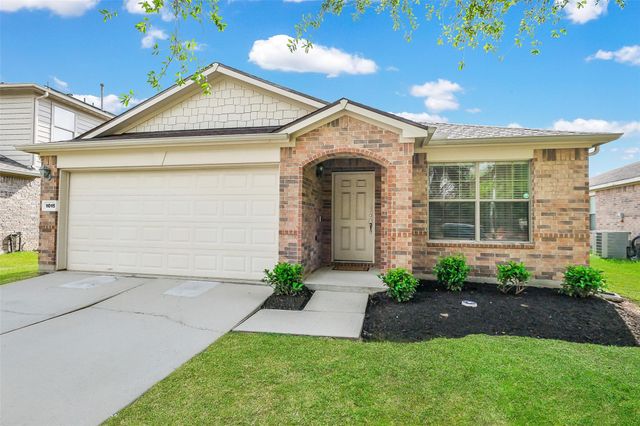  1015 Honeysuckle Vine Dr, Rosenberg, TX 77469