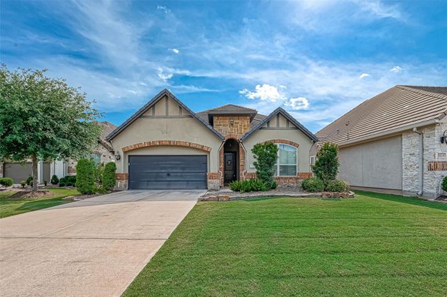  5014 Fairford Dr, Sugar Land, TX 77479