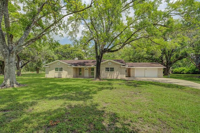  6907 Fm-2403, Alvin, TX 77511