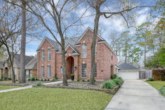  31 E Amberglow Cir, The Woodlands, TX 77381