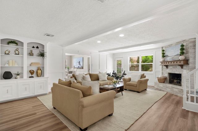 8206 Colonial Oaks, Spring, TX, 77379