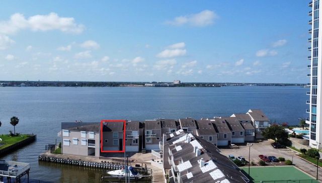 10 Mariner Village, Pasadena, TX, 77586