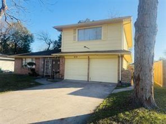 919 Saddle Rock, Houston, TX, 77088