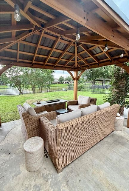 16927 Locust Springs, Houston, TX, 77095