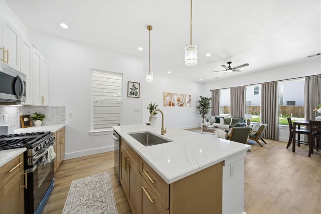 8904 Knoll Leaf, Houston, TX, 77080