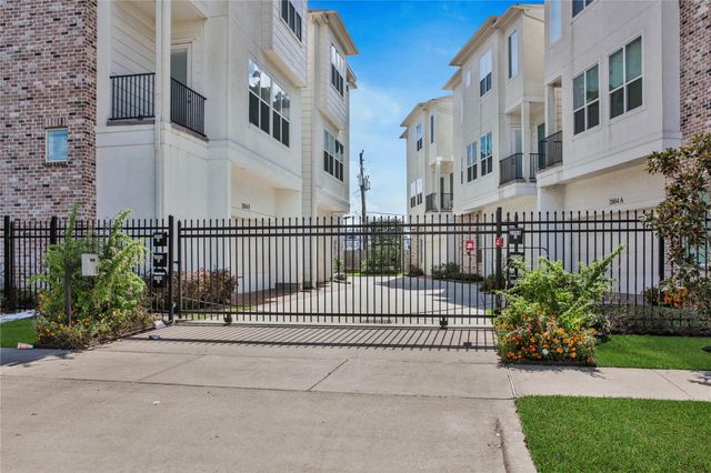 2004 Rosedale, Houston, TX, 77004
