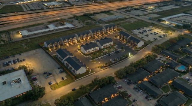 100 Northpoint Dr Building 9, Houston, TX, 77060