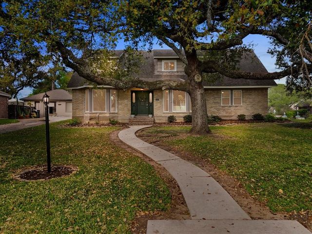15431 Wandering Trail, Friendswood, TX, 77546