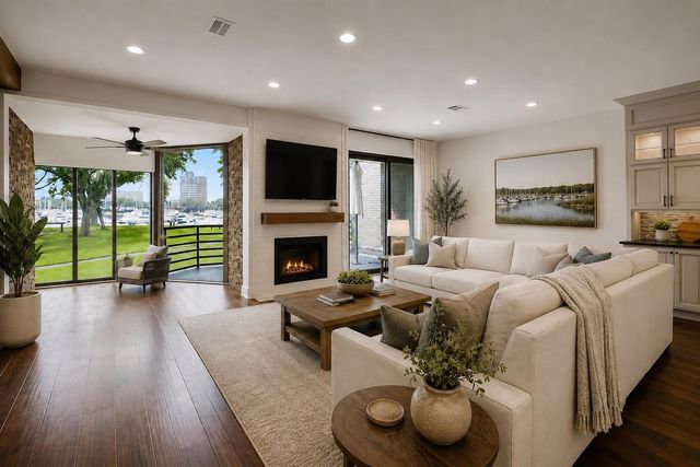 1933 Enterprise, League City, TX, 77573