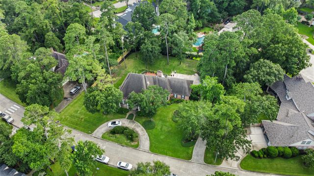  5611 Garden Point Dr, Kingwood, TX 77345