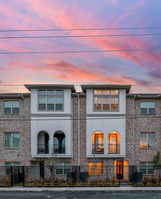 5209 Allen, Houston, TX, 77007