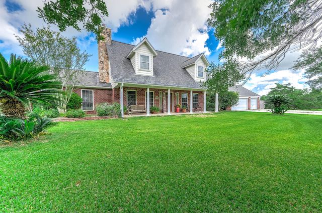  1189 County Road 634, Alvin, TX 77511