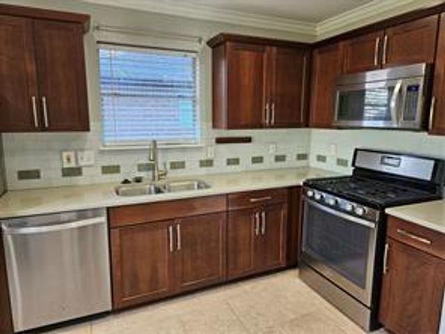 2615 Overland, Dickinson, TX, 77539