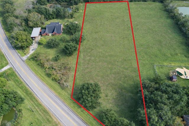 6315 Main, Hitchcock, TX, 77563