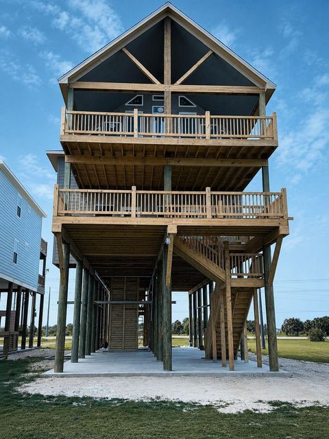 1216 Highway 87, Gilchrist, TX, 77617