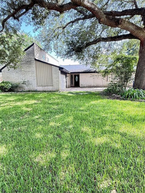 354 Amherst, West Columbia, TX, 77486