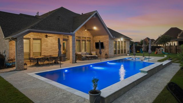 10211 Cove, Iowa Colony, TX, 77583