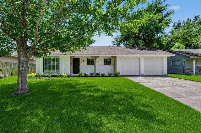  7007 Sharpview Dr, Houston, TX 77074